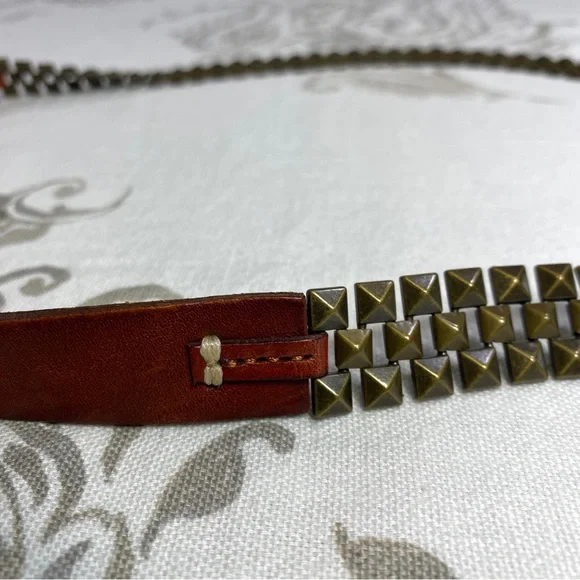 Fossil Hip Belt‎ Bohemian/Western
Leather Metal Linked Studded Chain - Picture 7 of 10